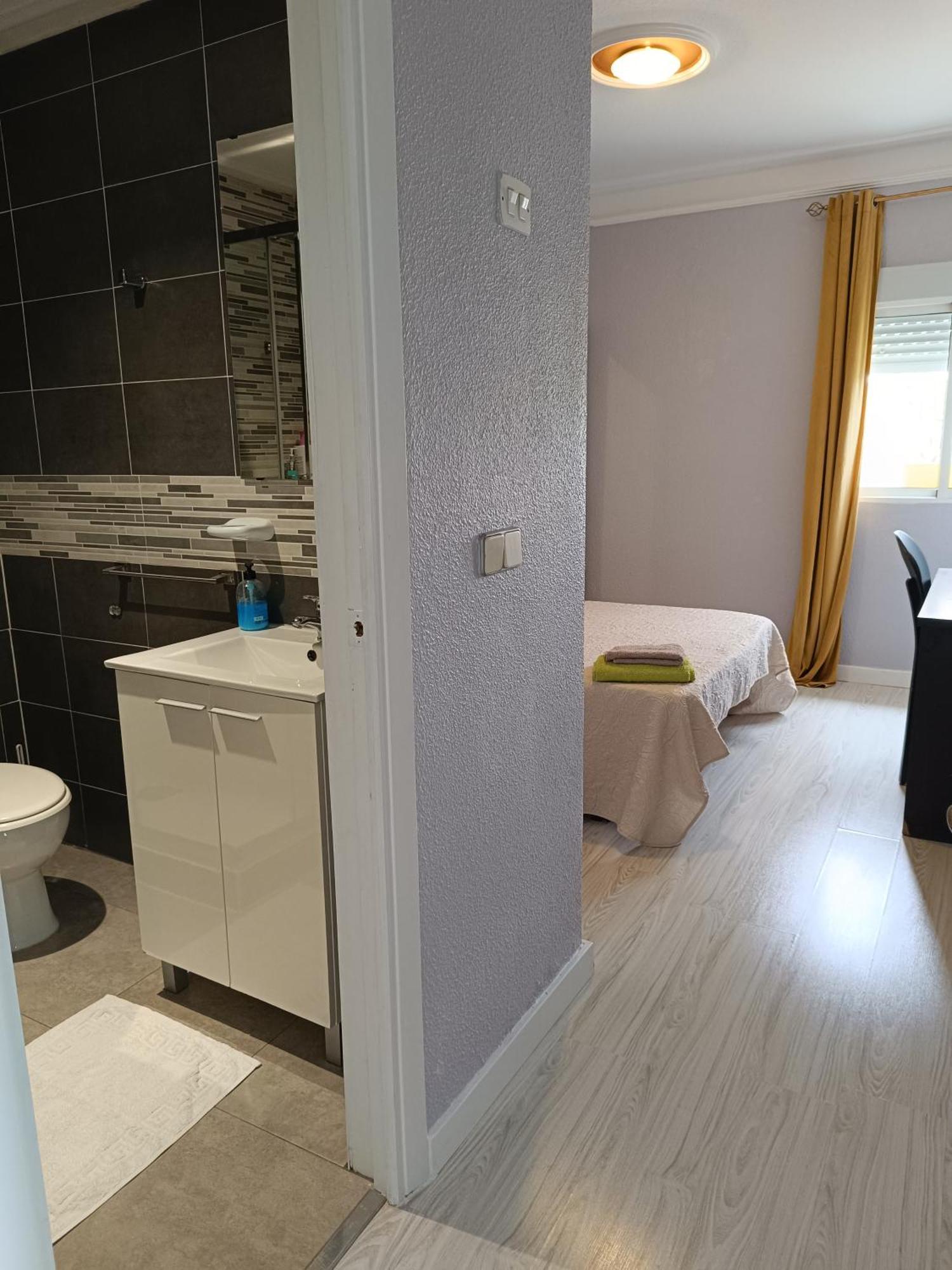 Hostal Fuente Del Pino Хумилья Экстерьер фото